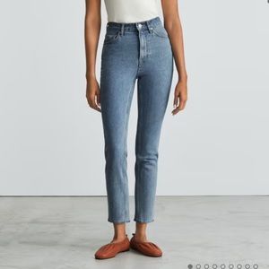 Everlane: The Original Cheeky Jean